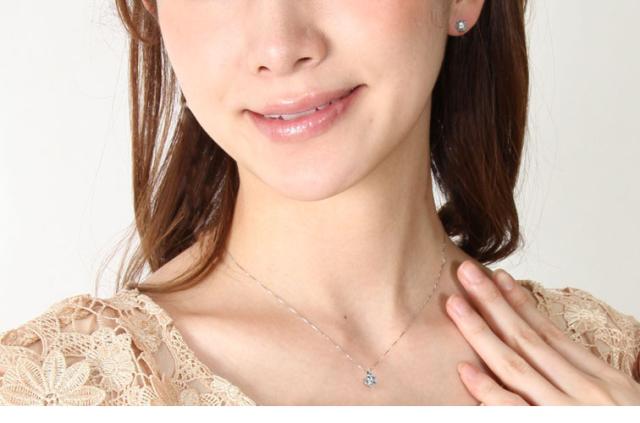 モアサナイト ソリティア ネックレス