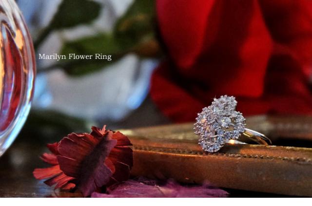 マリリン フラワー ネックレス & ピアス & リング セット