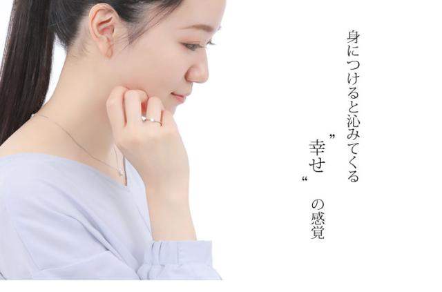 モアサナイト ソリティア リング