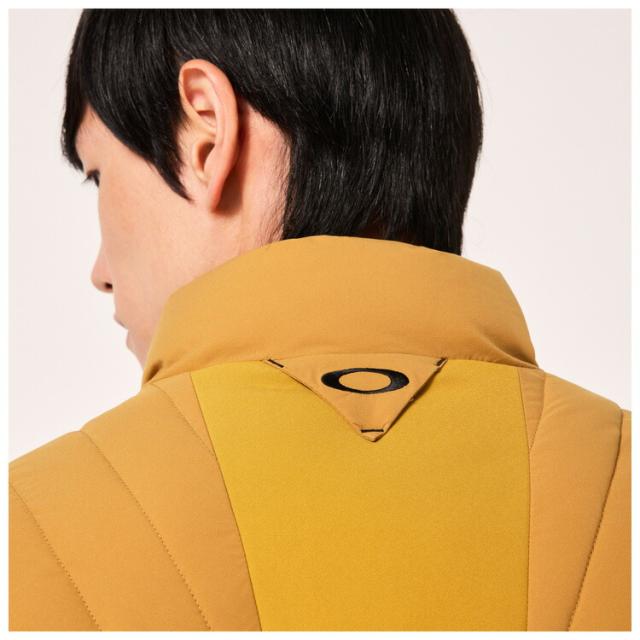 オークリー 中綿ブルゾン スカル ムーバブル インシュレーションジャケット FOA405726