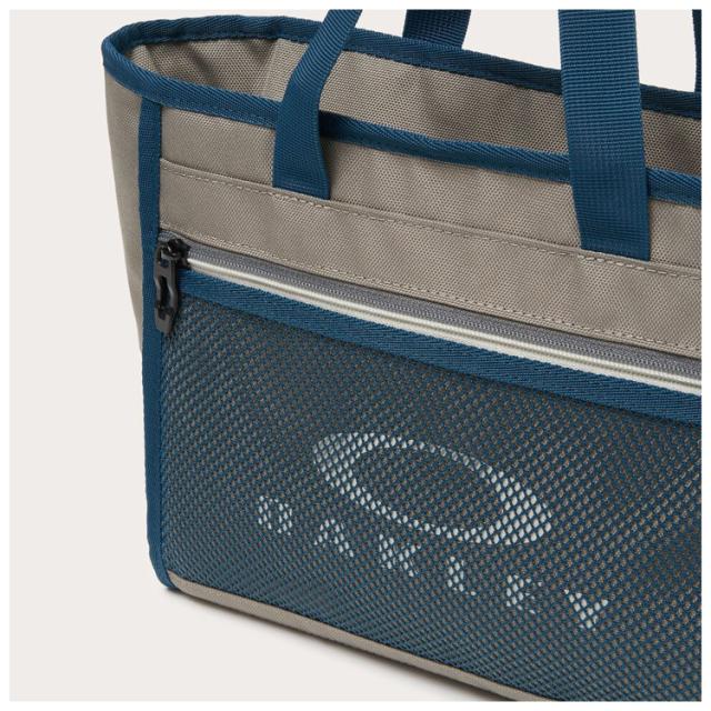 オークリー ラウンドバッグ オークリー スモールトート 17.1 FOS902056