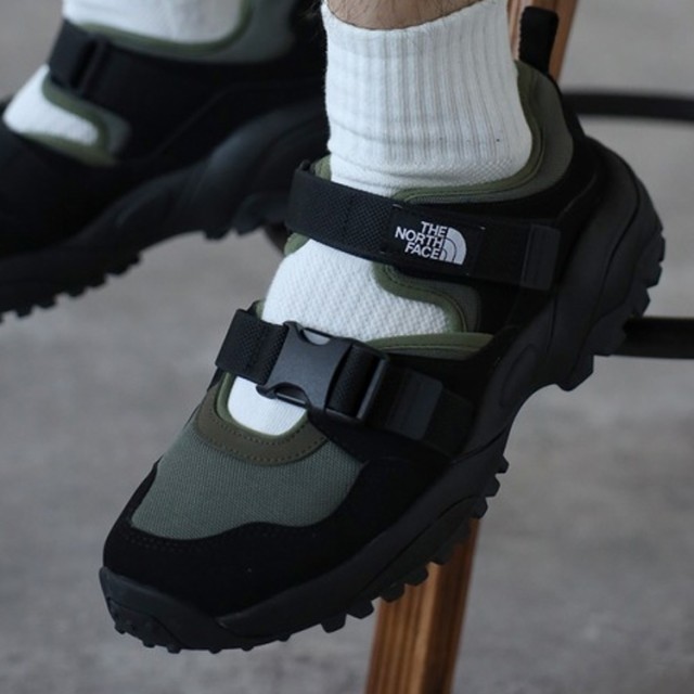 Amazon.co.jp: THE NORTH FACE マウンテンスニーカーサンダル