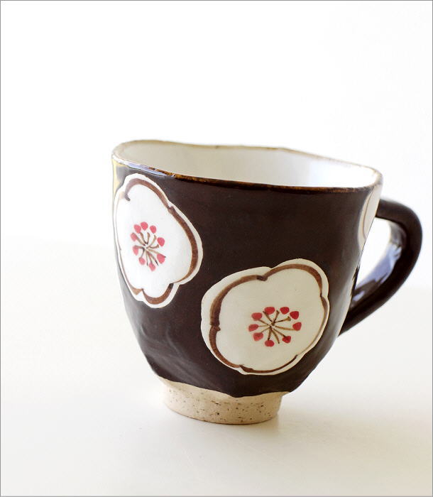 本田あつみ 花柄ハンドルの陶器マグカップ 本田あつみ カップ 本田