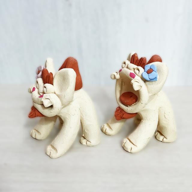 ふせシーサー 小 花付き