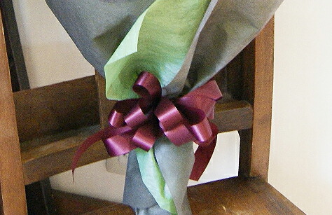 オリエンタル　花束ブーケ　アンスリューム　モンステラ　秋　旬　送料無料