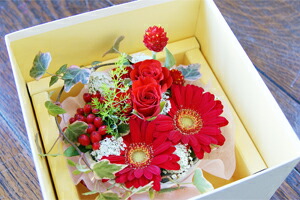 フラワーケーキ　フラワーギフト　送料無料　ネット通販花屋花樹有（かじゅある )