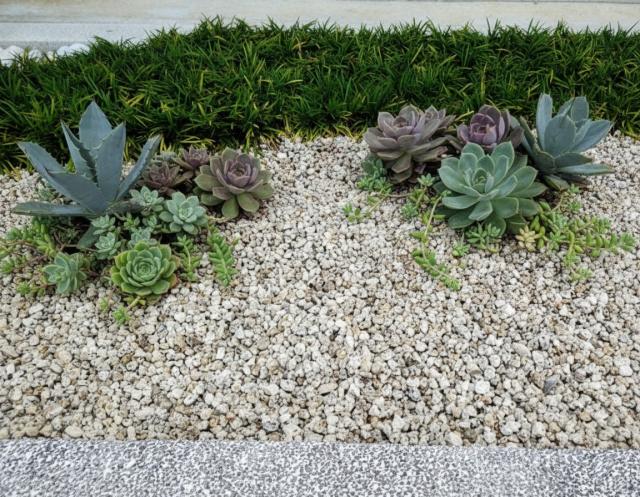 砂利 玉石 洋風 庭 玉砂利