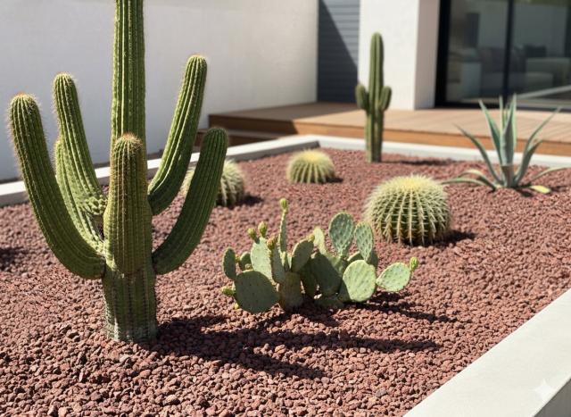 砂利 ブラウン 茶色 洋風 庭 砂利 砕石