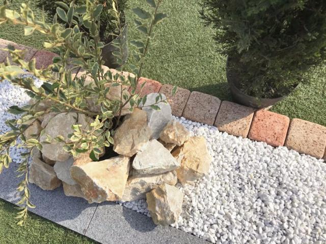 ゴロタ玉石の施工写真