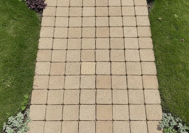 敷きレンガ 敷石 施工写真