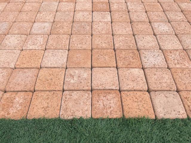 敷きレンガ 敷石 施工写真