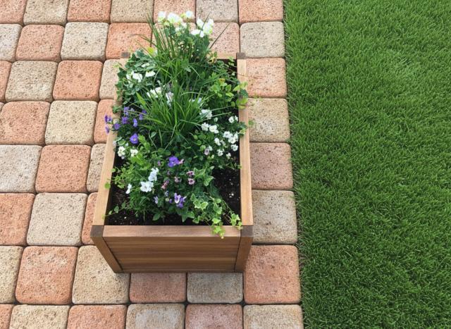 敷きレンガ 敷石 施工写真