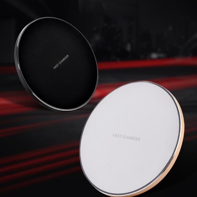 ワイヤレス充電器