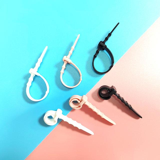 ケーブルクリップ シリコン 5本セット ケーブルバンド コードクリップ ケーブル収納 コードホルダー ケーブル まとめる