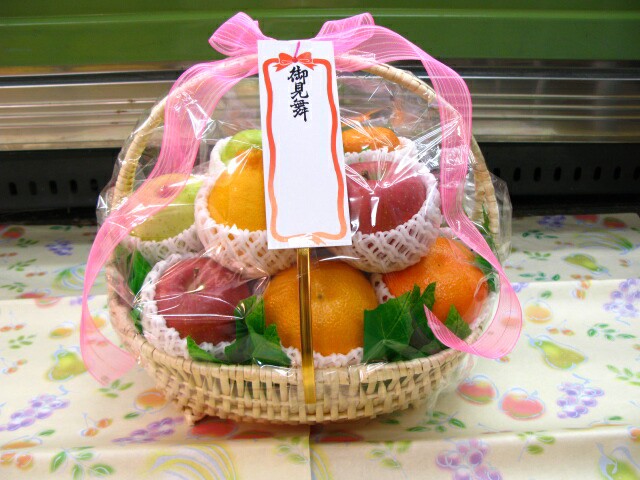 果物かご フルーツ お供え お見舞い プレゼント 水菓子 fruits 送料無料 （北海道、沖縄県は送料1000円追加させていただきます。）  の通販はau PAY マーケット - 山城くだもの店 | au PAY マーケット－通販サイト