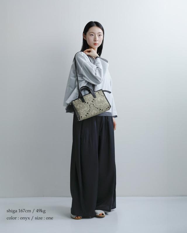 A VACATION2way スクエア トートバッグ SABRINA 26ss-a102