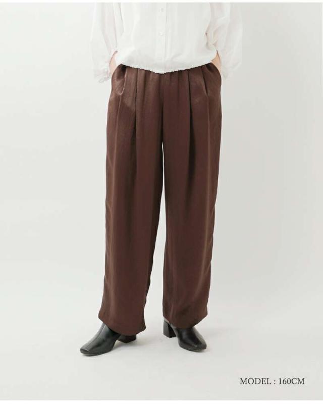 ma couleur(マ クルール)レザーライクサテンビンテージドロストタックパンツj-4642