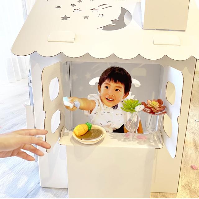 ダンボールままごとハウス