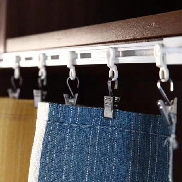 カーテンレール