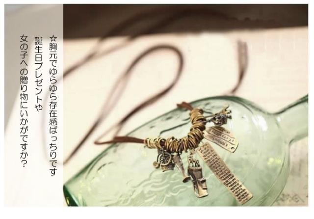 ペンダント 革 アクセサリー