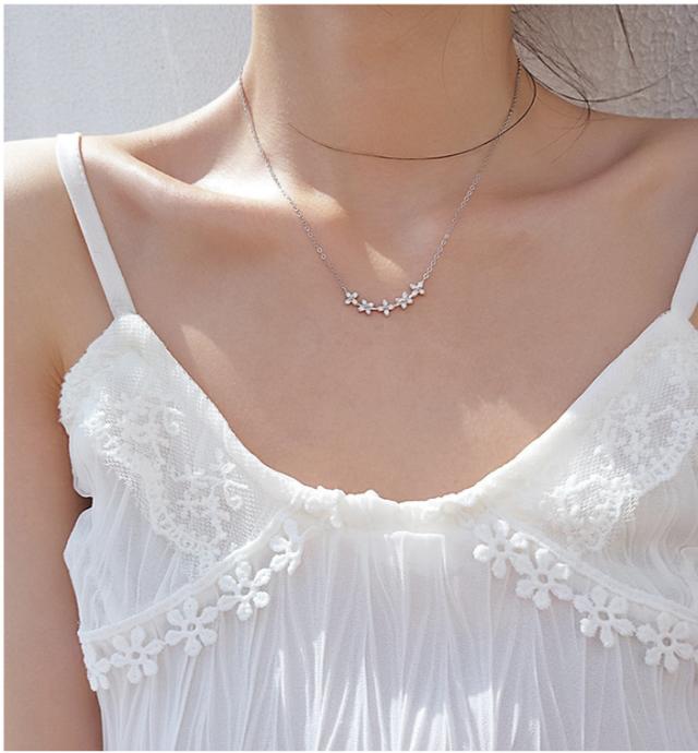 ペンダント 革 アクセサリー