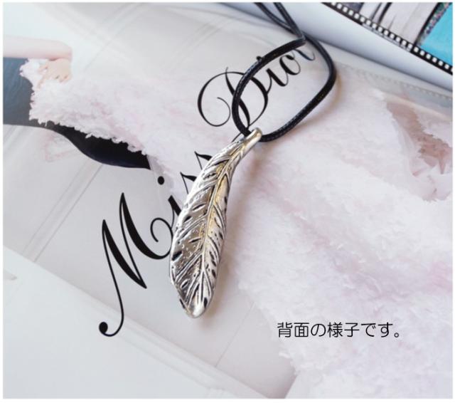 ペンダント 革 アクセサリー