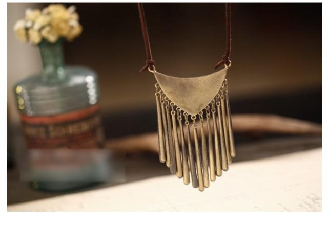 ペンダント 革 アクセサリー