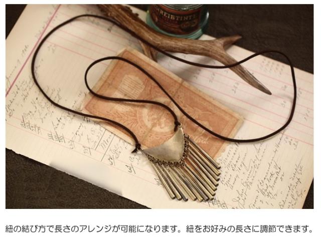 ペンダント 革 アクセサリー