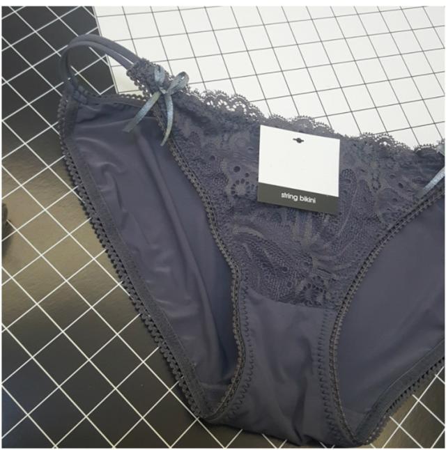 セクシーショーツ