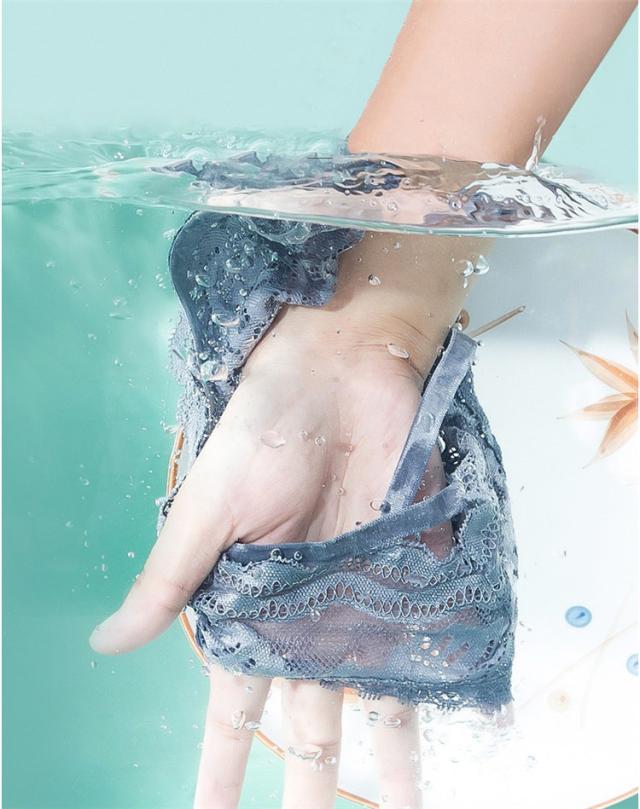 セクシーショーツ