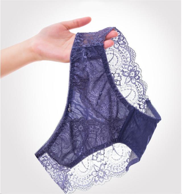 セクシーショーツ