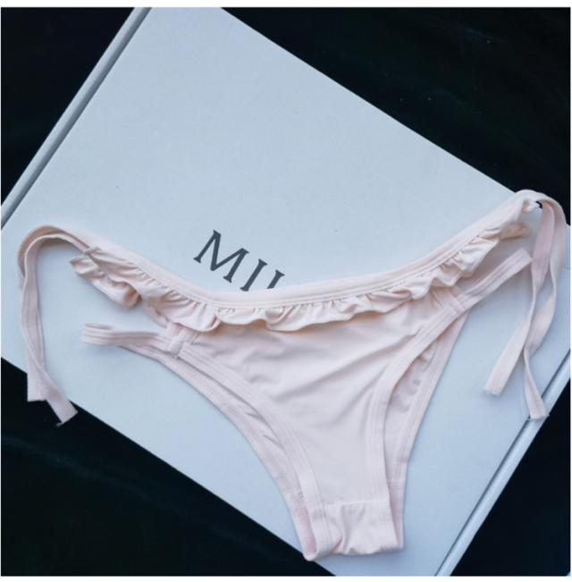 セクシーショーツ