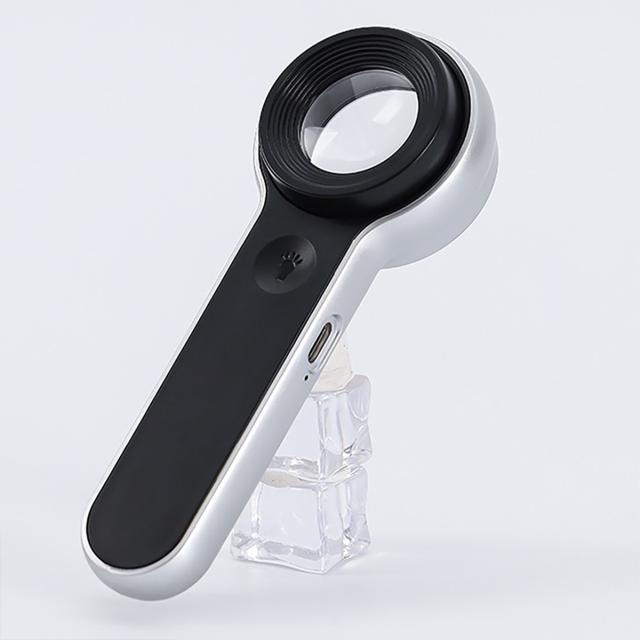 多機能ルーペ 拡大鏡 高透過レンズ タッチ式 LED&UVダブルライト 新聞や書籍も見やすい 軽量 手持ち