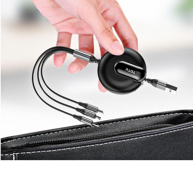 巻き取り式 3in1 USBケーブル