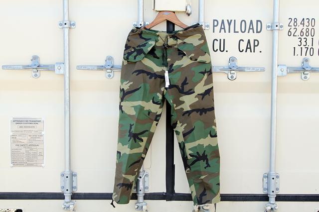 96-04s DEADSTOCK U.S.ARMY ECWCS GORE-TEX PANTS WOODLAND VINTAGE COLD WEATHER PANTS SMALL/MEDIUM/LARGE 96-04年納品 デッドストック ゴアテックス パンツ ウッドランド カモ 迷彩 グリーン アメリカ軍 米軍 実物 新品 放出品 メンズ アウター アウトドア