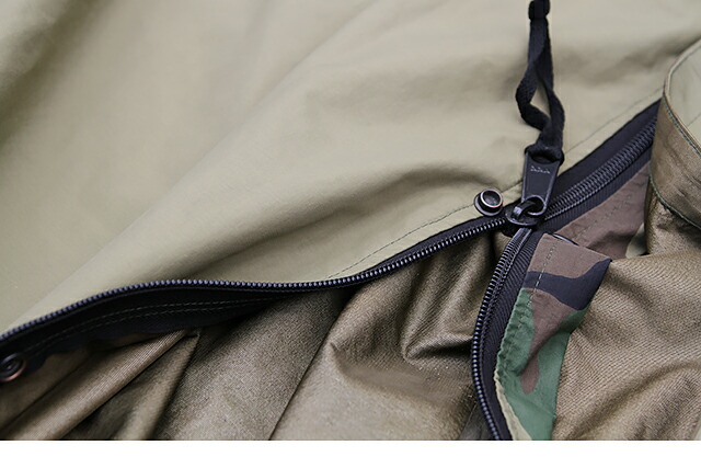 U.S.ARMY GORE-TEX SLEEPING BIVY COVER WOODLAND デッドストック スリーピングバッグ シュラフ 寝袋 カバー ゴアテックス ウッドランド カモ 迷彩 ミリタリー グリーン アメリカ軍 米軍 放出品 アウトドア