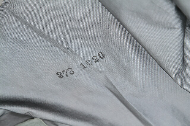 U.S.ARMY GORE-TEX SLEEPING BIVY COVER DIGITAL CAMO デッドストック スリーピングバッグ シュラフ 寝袋 カバー ゴアテックス デジカモ 迷彩 ミリタリー グレー アメリカ軍 米軍 放出品 アウトドア