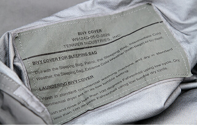 U.S.ARMY GORE-TEX SLEEPING BIVY COVER DIGITAL CAMO デッドストック スリーピングバッグ シュラフ 寝袋 カバー ゴアテックス デジカモ 迷彩 ミリタリー グレー アメリカ軍 米軍 放出品 アウトドア