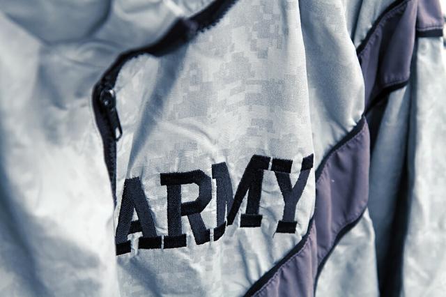 DEADSTOCK U.S.ARMY PHYSICAL TRAINING REFLECTIVE PT JACKETGREY (DIGITAL CAMO) 米軍 新品 デッドストック フィジカル トレーニング ジャケット デジカモ グレー アメリカ軍 米軍 ヴィンテージ ミリタリー メンズ アウトドア アウター