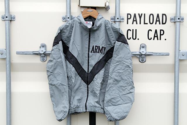 DEADSTOCK U.S.ARMY PHYSICAL TRAINING REFLECTIVE PT JACKET GREY 米軍 新品 デッドストック フィジカル トレーニング ジャケット グレー アメリカ軍 米軍 ヴィンテージ ミリタリー メンズ アウトドア アウター