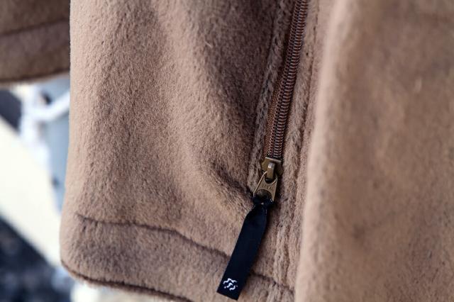 「DEADSTOCK PCU LEVEL3 MALAMUTE HIGH LOFT JACKET」By BEYOND CLOTHING U.S.ARMY COYOTE BROWN 米軍実物新品 デッドストック マラミュート フリース ジャケット コヨーテブラウン アメリカ軍 米軍放出 ヴィンテージ ミリタリー メンズ アウター