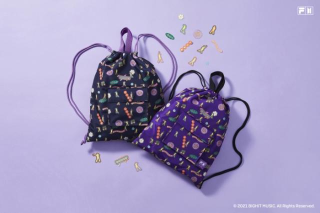 【数量限定公式特典付き】FILA×BTSコラボセット販売　"Dynamite"　STRING BAG　ナップサック　リュック　ポーチ　ダイナマイト　ARMY　ノベルティ　軽量　バッグ　人気　おしゃれ　数量限定　正規販売店《北海道、沖縄、離島代引き不可》