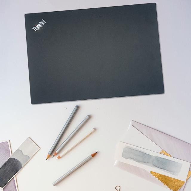 WEBカメラ内蔵 ビデオ会議・オンライン授業に最適な中古パソコン