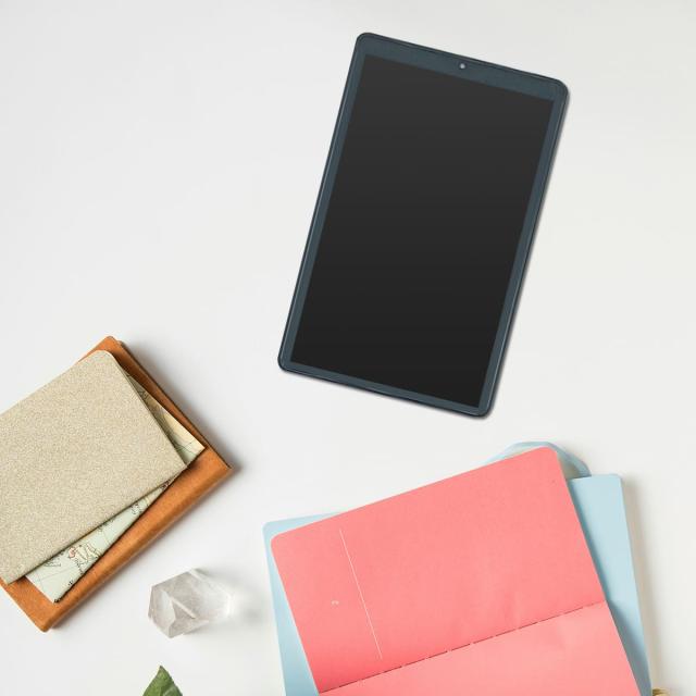 8型ディスプレイ 高精細な液晶で動画視聴やオンライン学習・テレワークに最適