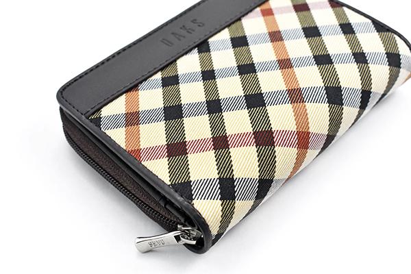 DAKS ハウスチェック ラウンドファスナー二つ折り財布