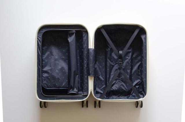 フリクエンターアウラ 機内持ち込み フロントオープン 4輪キャリー 48cm