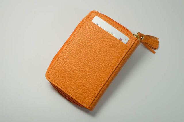 carcru(カルクル) カードも小銭も取り出しやすい財布