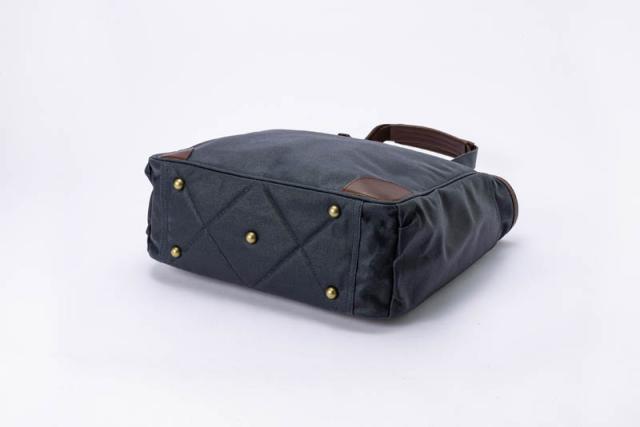 イケテイ シルバーレイククラブ オイルパラフィン帆布 トートバッグ B4 236551 1個