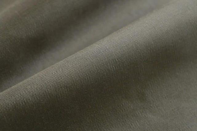 祥力 革職人 レザーファクトリー デュアルライン 小銭が入る多ポケットパスケース 1個