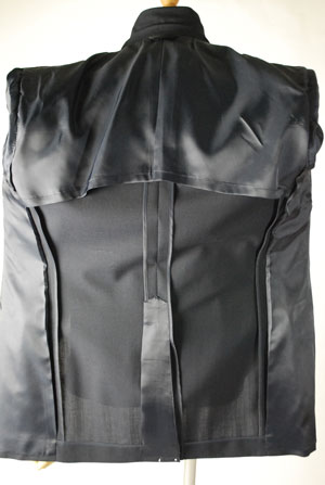 夏用 限りなく黒に近い濃紺 ドーメルスーツ 【衿巾8cm〜8.4cm】：RM350【BB6　BB7】 シングル 【2B×1掛け★パンツ裾未処理】メンズ 紳士 サマーフォーマル ビジネススーツ オフィス